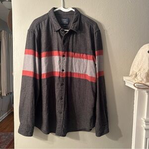 AMERICAN EAGLE Button Down Grey/Red Casual Shirt Men's Size XL